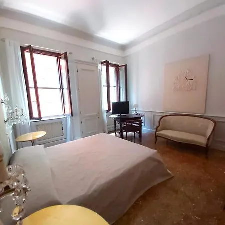 Gorgeous Venetian With Canal View Lejlighed Venedig